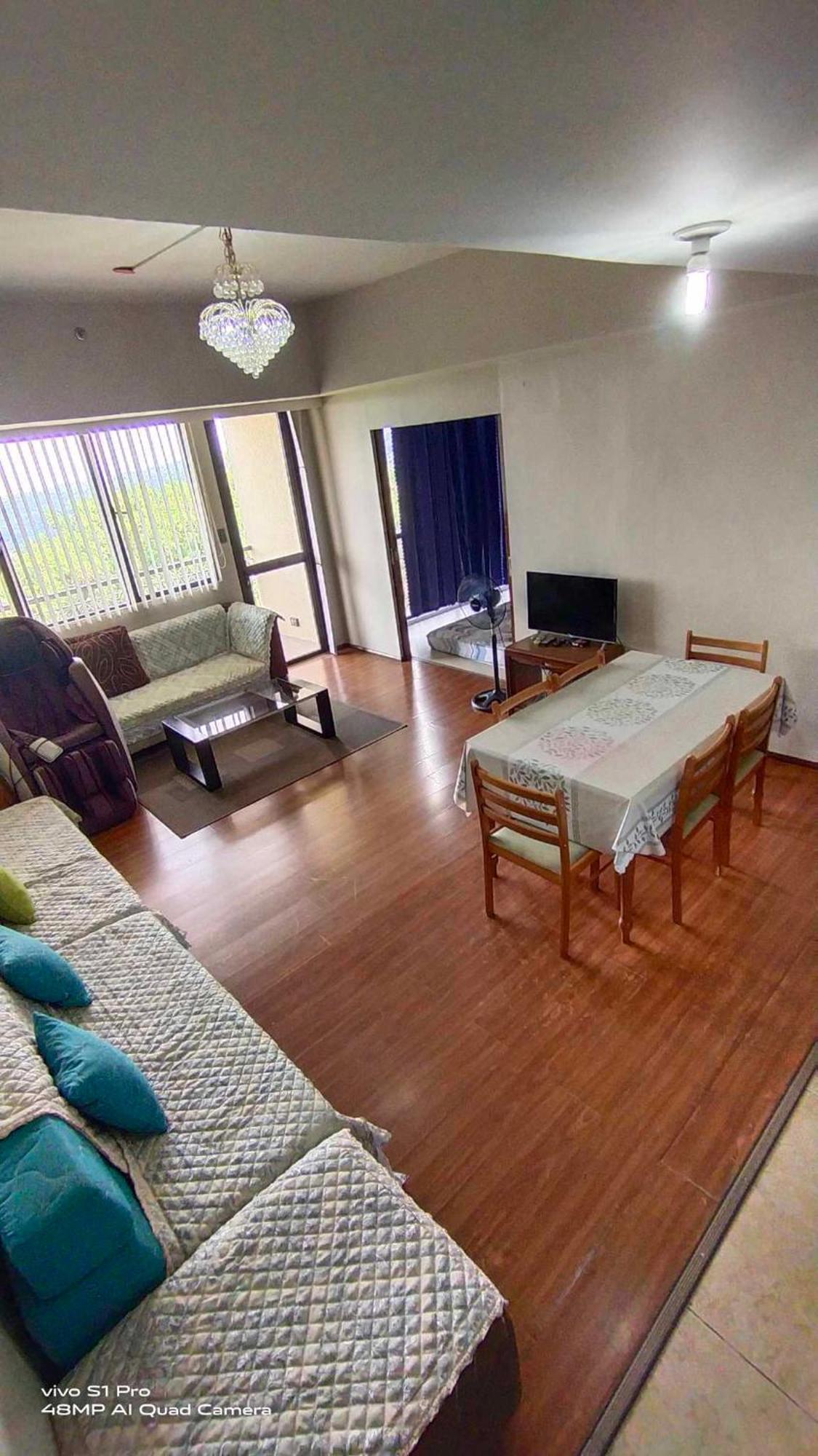 Splendido Tagagtay Taal Lake Staycation Free Parking Netflix No Free Pool Tagaytay City Exterior photo
