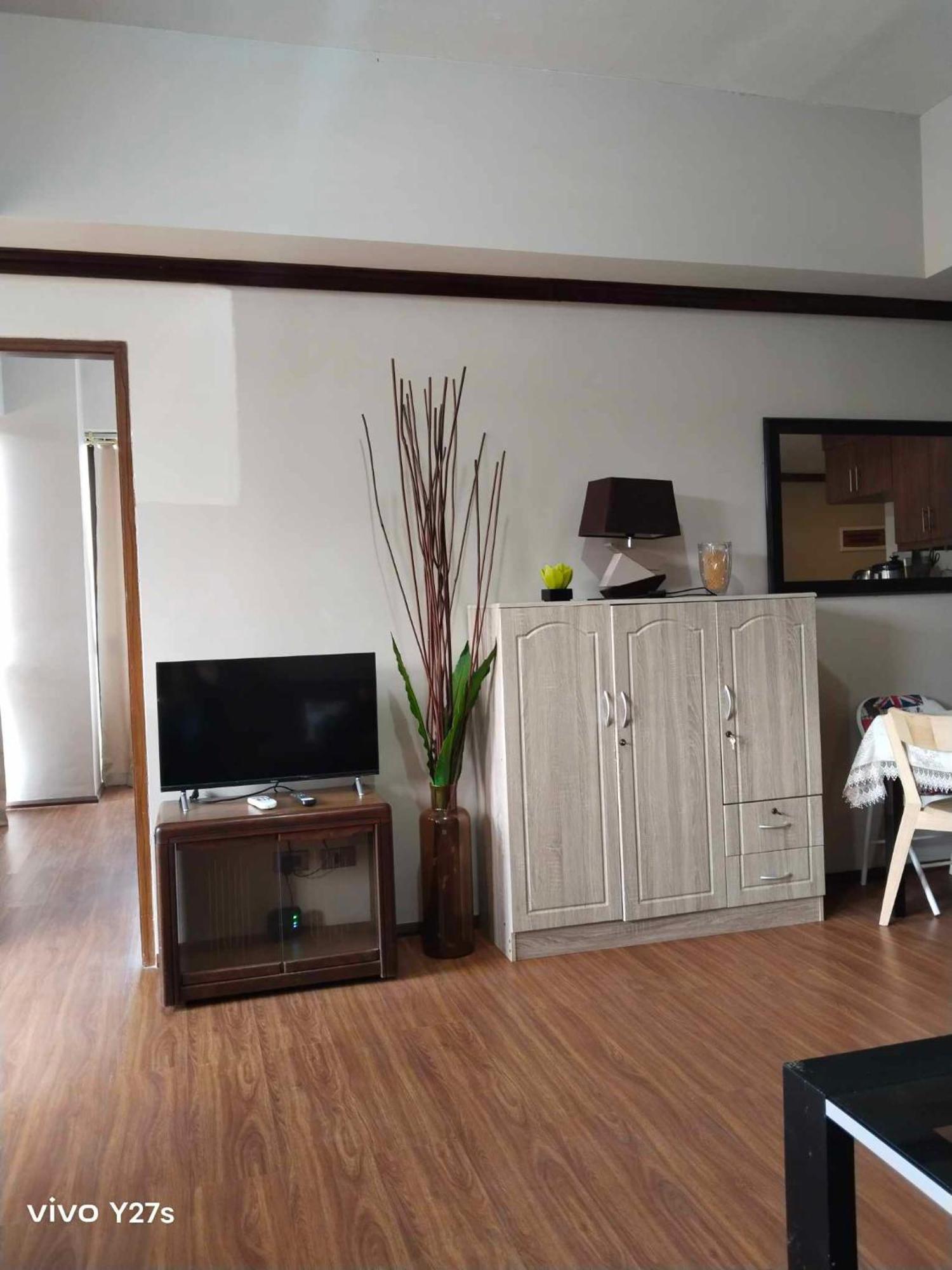 Splendido Tagagtay Taal Lake Staycation Free Parking Netflix No Free Pool Tagaytay City Exterior photo